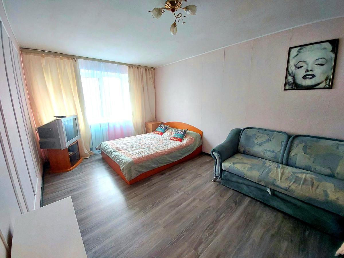 Apartment On Vadim Hetman Street 38 - Industrial Bridge Kiev Dış mekan fotoğraf